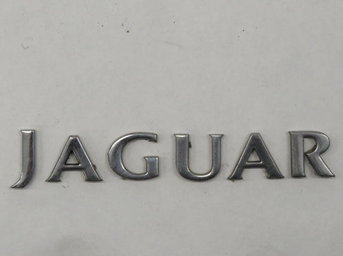Jaguar X100 XK8 Emblem Logo hinten links