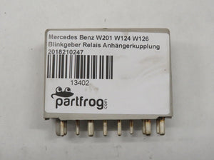 Mercedes Benz W201 W124 W126 Blinkgeber Relais Anhängerkupplung 2018210247