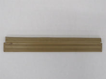 Laden Sie das Bild in den Galerie-Viewer, Mercedes Benz W124 1.Serie Einstiegsleiste hinten links beige