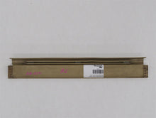 Laden Sie das Bild in den Galerie-Viewer, Mercedes Benz W124 1.Serie Einstiegsleiste hinten links beige