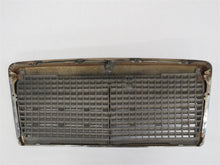 Laden Sie das Bild in den Galerie-Viewer, Mercedes Benz W124 Kühlergrill Frontgrill  1248880223