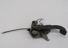 Laden Sie das Bild in den Galerie-Viewer, Mercedes Benz W124 Handbremsbetätigung Feststellbremse Pedal 1244270701