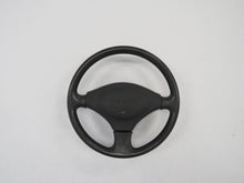 Laden Sie das Bild in den Galerie-Viewer, Toyota Celica T18 Lenkrad 5103-20370