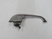 Laden Sie das Bild in den Galerie-Viewer, BMW Neue Klasse 1600 1800 2000 Türöffner Klinke Griff Chrome vorn links aussen