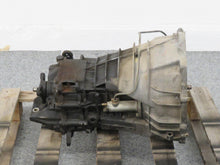 Laden Sie das Bild in den Galerie-Viewer, Mercedes Benz W124 S124 250D 300D 5-Gang Schaltgetriebe Getriebe 717.430.00