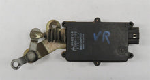 Laden Sie das Bild in den Galerie-Viewer, Mitsubishi Pajero Montero L040 Stellmotor Zentralverriegelung Tür vorn rechts