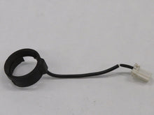 Laden Sie das Bild in den Galerie-Viewer, Jaguar X100 XKR XK8 Key transponder coil LJA2668AB