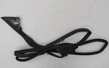 Laden Sie das Bild in den Galerie-Viewer, Jaguar X100 XKR XK8 Coupe Türdichtung door seal left Links HJA5363AC