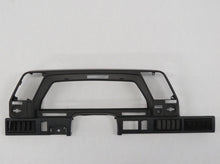 Laden Sie das Bild in den Galerie-Viewer, Subaru L-Serie Leone Verkleidung Hutze Tacho Kombiinstrument Armaturenbrett