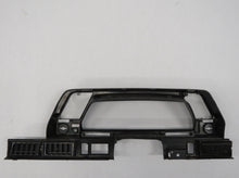 Laden Sie das Bild in den Galerie-Viewer, Subaru L-Serie Leone Verkleidung Hutze Tacho Kombiinstrument Armaturenbrett