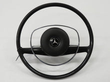 Laden Sie das Bild in den Galerie-Viewer, Mercedes Benz W108 W109 W114 W115 Lenkrad 1154640017