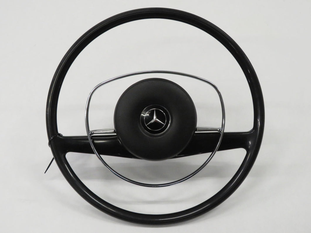 Mercedes Benz W108 W109 W114 W115 Lenkrad 1154640017