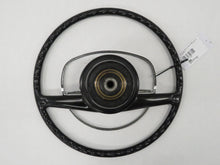 Laden Sie das Bild in den Galerie-Viewer, Mercedes Benz W108 W109 W114 W115 Lenkrad 1154640017