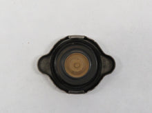 Laden Sie das Bild in den Galerie-Viewer, Mazda RX-7 FC (85-91) Deckel Verschluss Kühlflüssigkeit Kühler