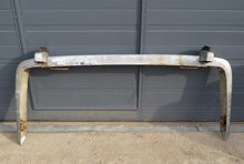 Laden Sie das Bild in den Galerie-Viewer, BMW Neue Klasse 1600 1800 2000 Stoßstange hinten rear bumper