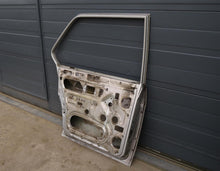 Laden Sie das Bild in den Galerie-Viewer, BMW E28 Tür hinten links Polaris Metalic 41521961309