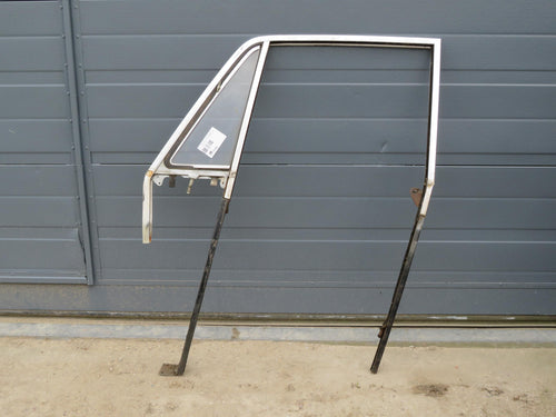 BMW Neue Klasse 1600 1800 2000 TiLux Fensterrahmen Ausstellfenster Tür vorn links