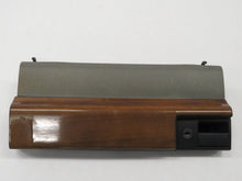 Laden Sie das Bild in den Galerie-Viewer, Mercedes Benz W124 Handschuhfach Deckel Klappe Zebrano Holz grau