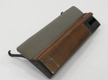 Laden Sie das Bild in den Galerie-Viewer, Mercedes Benz W124 Handschuhfach Deckel Klappe Zebrano Holz grau