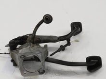 Laden Sie das Bild in den Galerie-Viewer, Mercedes Benz W124 S124 C124 Bremspedal Kupplungspedal Pedalerie