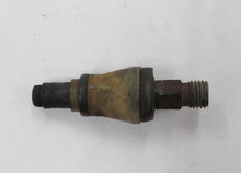 Laden Sie das Bild in den Galerie-Viewer, Mercedes Benz W123 W126 W116 280E M110 Einspritzdüse Bosch