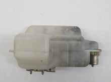 Laden Sie das Bild in den Galerie-Viewer, Mazda RX-7 FC (85-91) Wischwasserbehälter mit Pumpe hinten Kofferraum