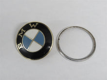Laden Sie das Bild in den Galerie-Viewer, BMW Logo Nr.1 Emblem Plakette Oldtimer mit Ring 82mm Carl Dillenius Pforzheim