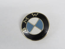 Laden Sie das Bild in den Galerie-Viewer, BMW Logo Nr.1 Emblem Plakette Oldtimer mit Ring 82mm Carl Dillenius Pforzheim
