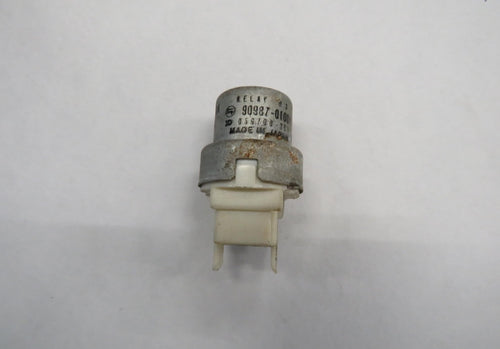 Toyota Celica TA4 RA4 (78-82) Relais 90987-01001