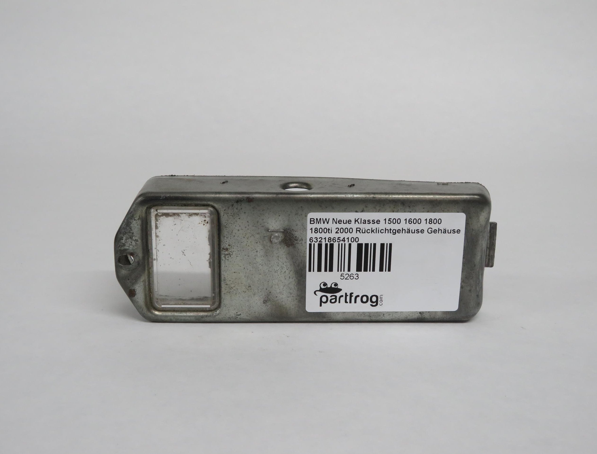 BMW Neue Klasse 1500 1600 1800 1800ti 2000 Rücklichtgehäuse 