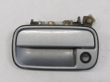 Laden Sie das Bild in den Galerie-Viewer, Mazda RX-7 FC (85-91) Türgriff Türöffner Klinke aussen Tür vorn links