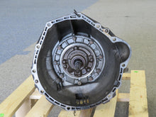 Laden Sie das Bild in den Galerie-Viewer, Mercedes Benz W124 S124 300D Automatikgetriebe 1242708301 722.415 02739563