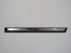 BMW E28 Stossleiste Zierleiste Tür hinten rechts 51131871698