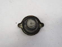 Laden Sie das Bild in den Galerie-Viewer, Subaru L-Serie Leone L1800 Deckel Kühlflüssigkeit