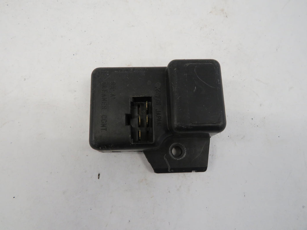 Subaru L-Serie Mitsubishi Relais Scheinwerferreinigung cleaner counter