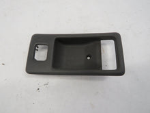 Laden Sie das Bild in den Galerie-Viewer, Mazda RX-7 FC (85-91) Abdeckung Griffschale Türöffner innen Tür vorn rechts