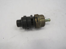 Laden Sie das Bild in den Galerie-Viewer, Subaru L-Serie Leone L1800 Ventil Unterdruck Unterdruckventil 16106AA010