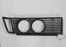 Laden Sie das Bild in den Galerie-Viewer, BMW E21 Frontgrill Kühlergrill Gitter rechts für Doppelscheinwerfer 1884990