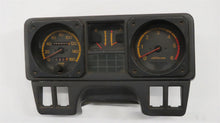 Laden Sie das Bild in den Galerie-Viewer, Mitsubishi Pajero Montero Kombiinstrument Tacho Armaturenbrett
