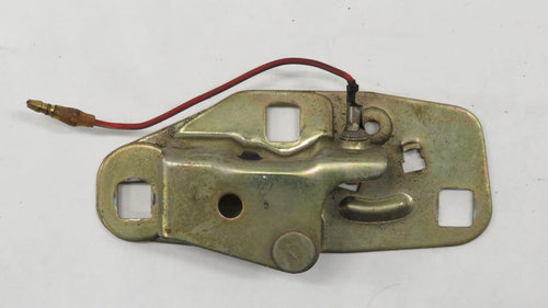 Toyota Celica TA4 RA4 (78-82) Schloss Haken Heckklappe hinten unten