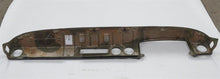 Laden Sie das Bild in den Galerie-Viewer, Toyota Land Cruiser HJ60 Armaturenbrett