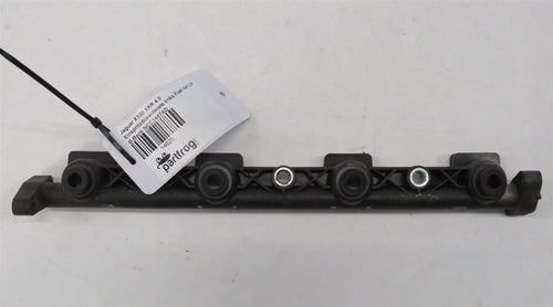 Jaguar X100 XKR 4.0 Einspritzdüsenleiste links Fuel rail LH B-Bank NCC3447AD