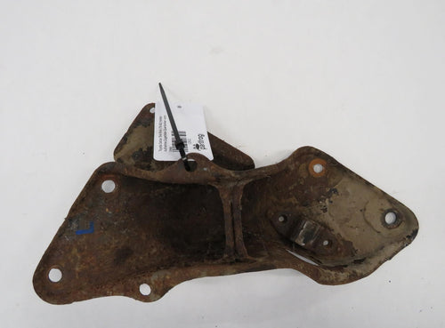 Toyota Celica TA4 RA4 (78-82) Halter Aufnahme Zugstrebe Querlenker vorn links