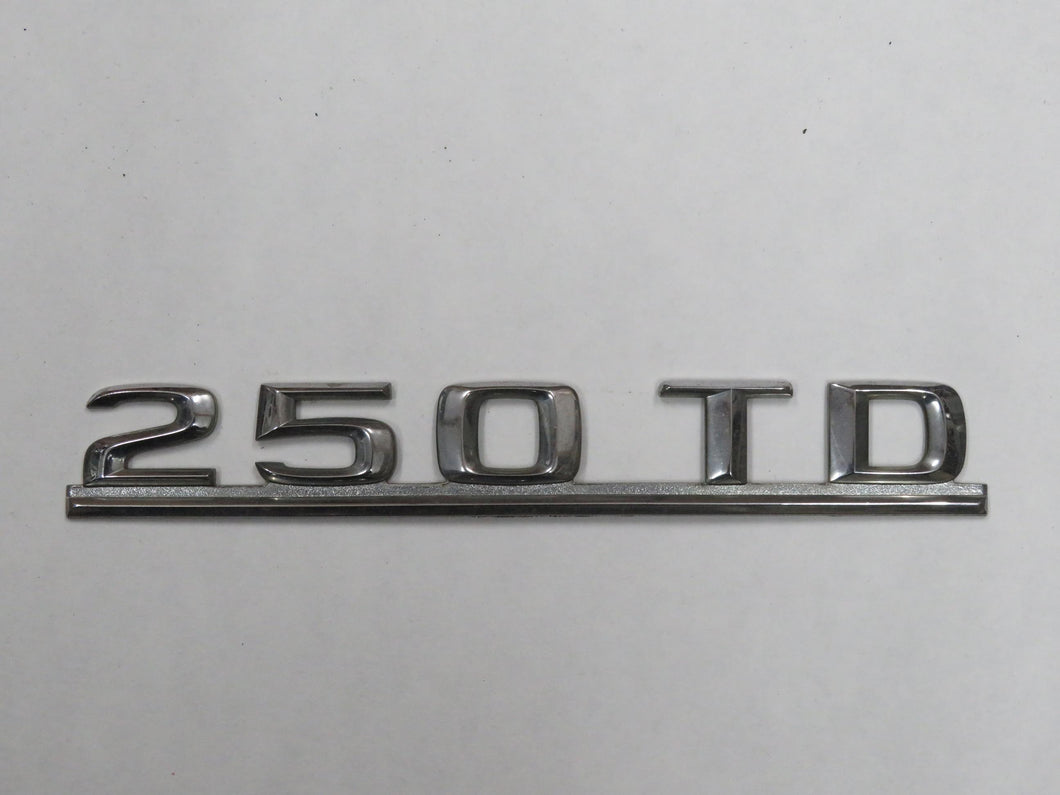 Mercedes Benz W124 250D Modellzeichen Schriftzug Emblem Heckdeckel
