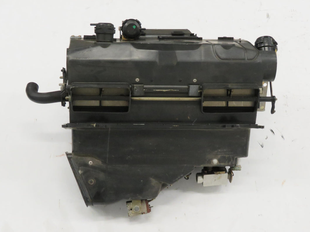 Porsche 928 S4 GT Klimagerät Heizungskasten Wärmetauscher 92857303609