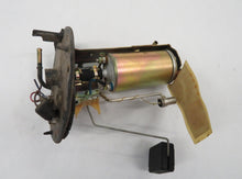 Laden Sie das Bild in den Galerie-Viewer, Toyota Celica T18 Kraftstoffpumpe Tankgeber Tanksensor