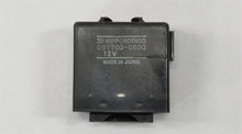 Laden Sie das Bild in den Galerie-Viewer, Mitsubishi Pajero Montero L040 Relais Blinker Blinkgeber 061700-0890