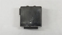 Laden Sie das Bild in den Galerie-Viewer, Mitsubishi Pajero Montero L040 Relais Blinker Blinkgeber 061700-0890