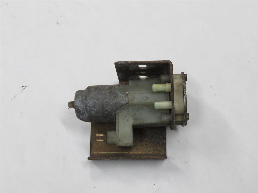 BMW E3 E9 Pumpe Wischwasser Wischwasserpumpe VDO 12V 376 021/008