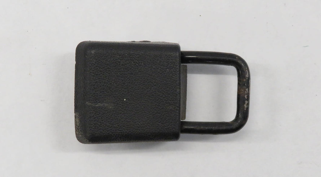 Toyota Celica TA4 RA4 (78-82) Halter Haken Verschluss Rückenlehne hinten